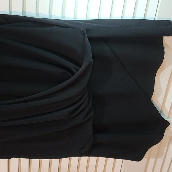 Black blouses bundle of 2 EUC polyester knit 2 for 1 price - Picture 3 of 8
